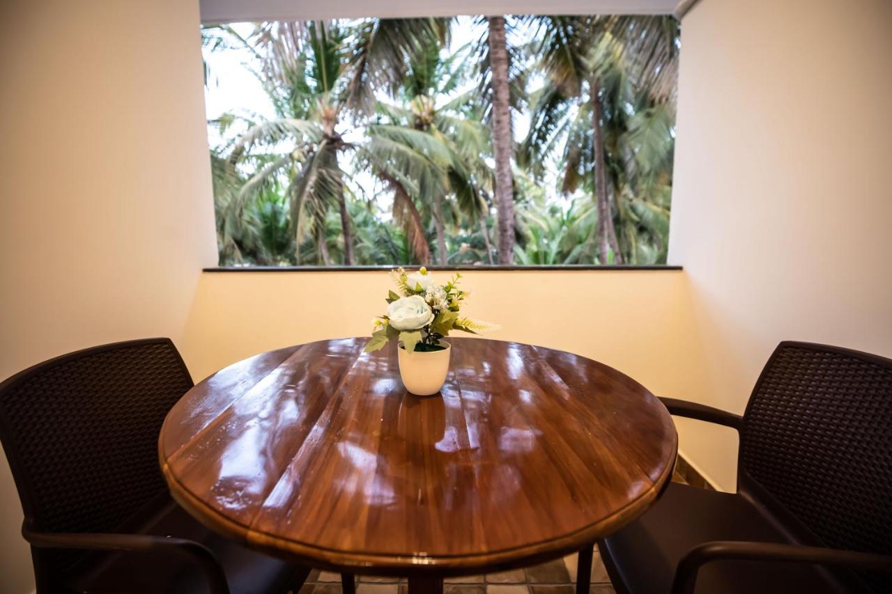 The Woodside Inn Benaulim Esterno foto