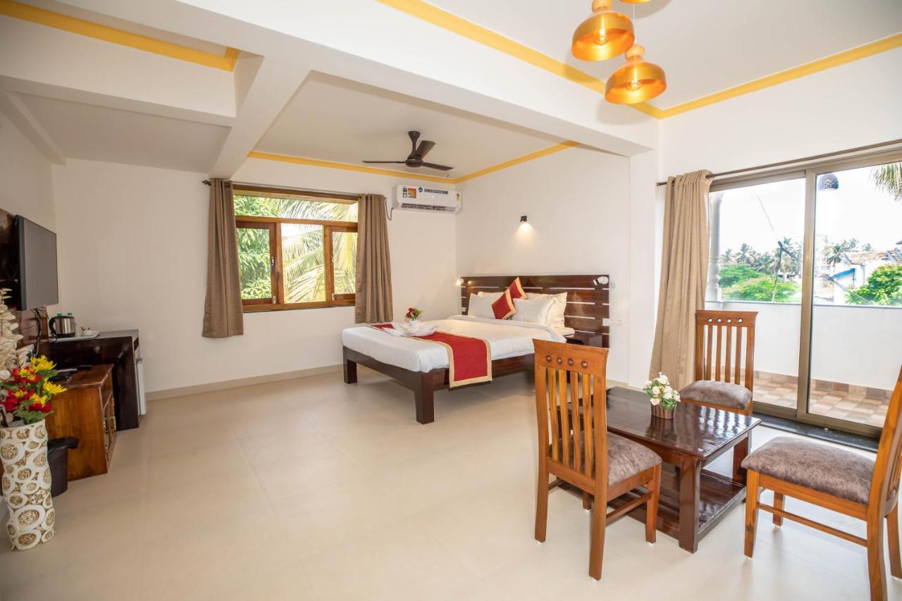 The Woodside Inn Benaulim Esterno foto